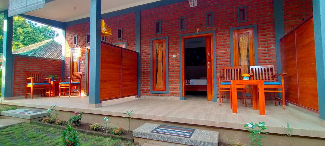 Tunjung Guest House Lovina Beach Pabean Buleleng Exterior foto