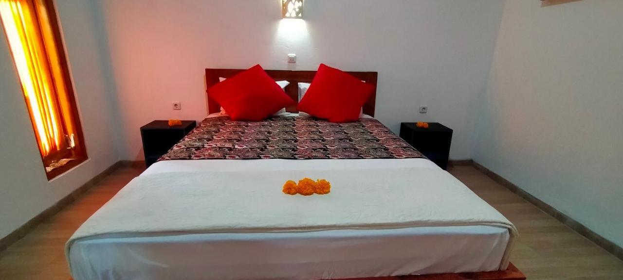 Tunjung Guest House Lovina Beach Pabean Buleleng Exterior foto