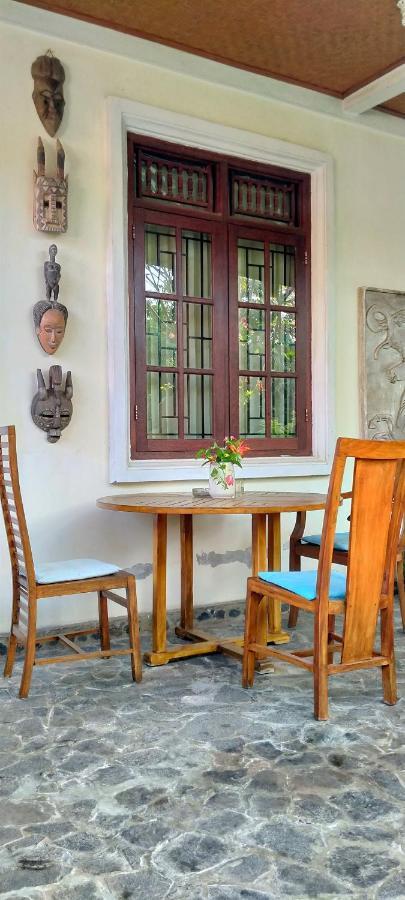 Tunjung Guest House Lovina Beach Pabean Buleleng Exterior foto