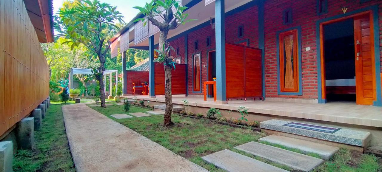 Tunjung Guest House Lovina Beach Pabean Buleleng Exterior foto